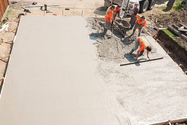 Best Commercial Concrete Services in Vla Grove, IL